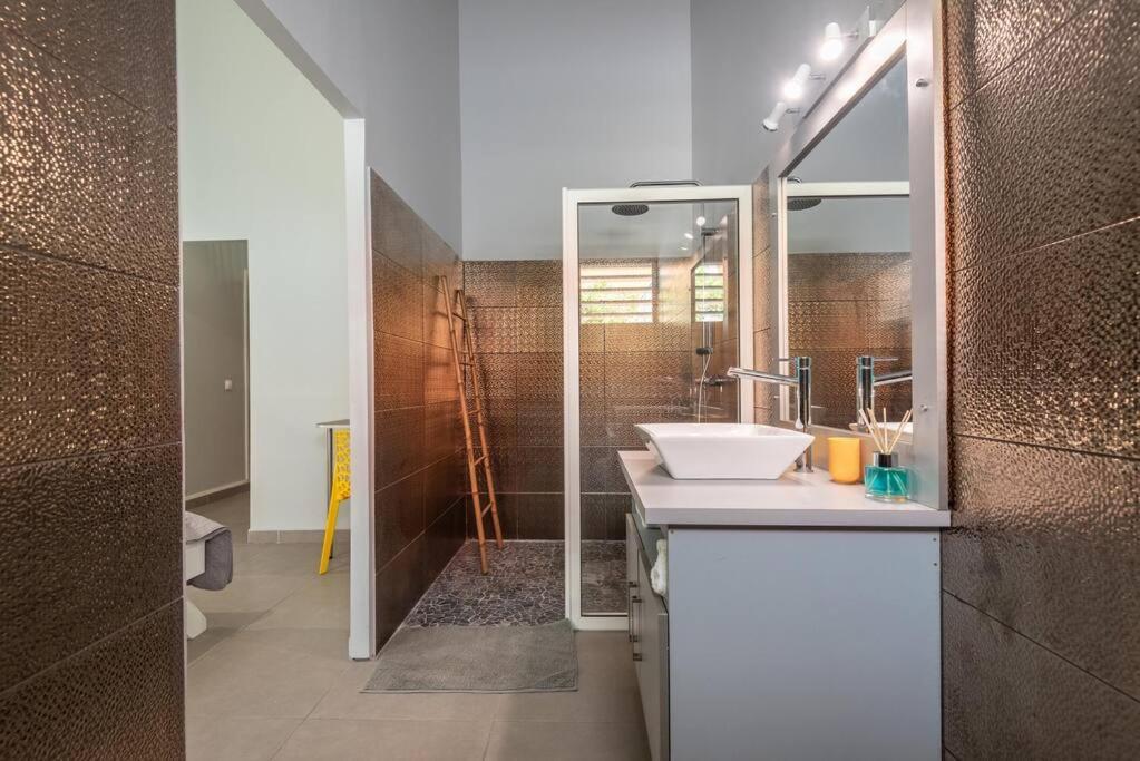 Villa De Standing Avec Piscine Au Gosier Le Gosier  Ngoại thất bức ảnh